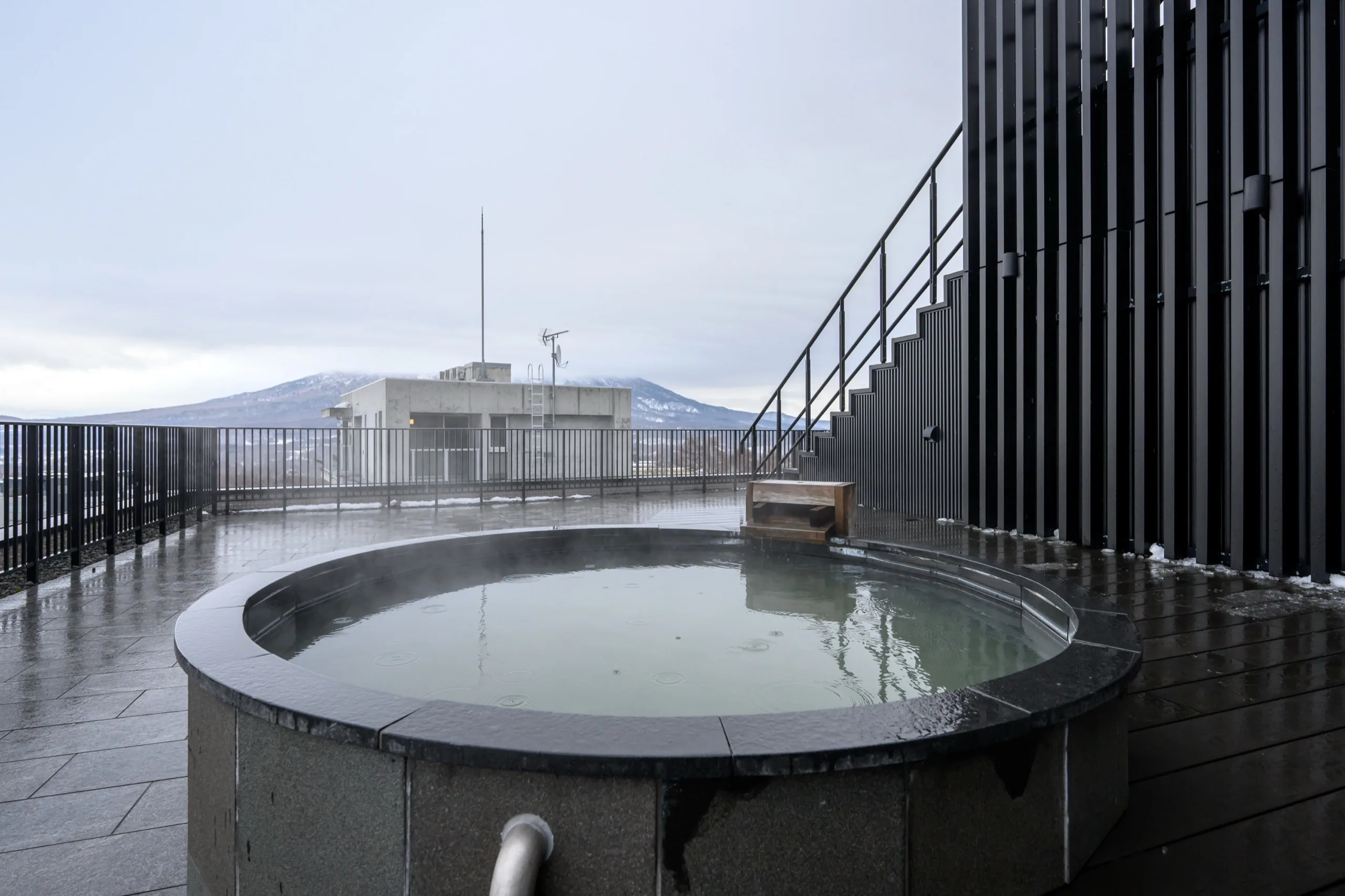 Rooftop onsen